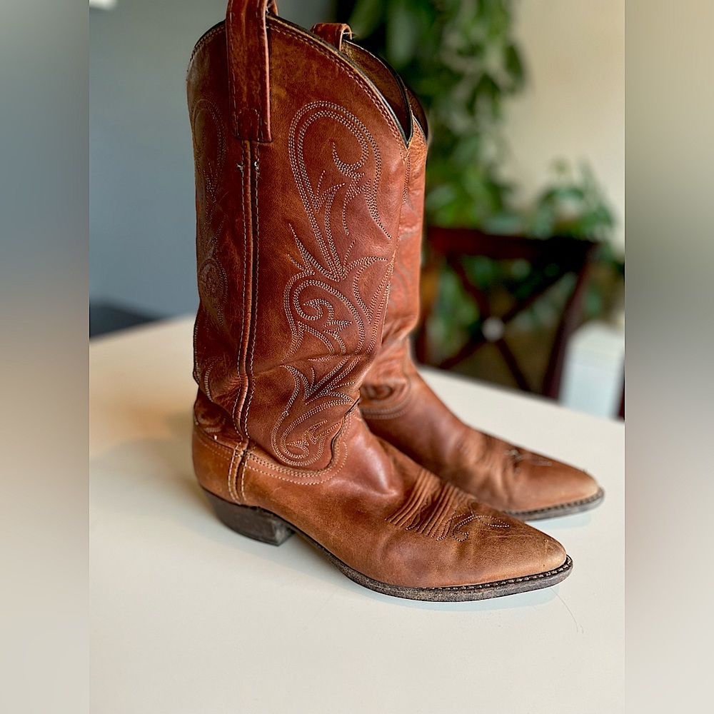 Brown leather Cowboy boots size 7.5